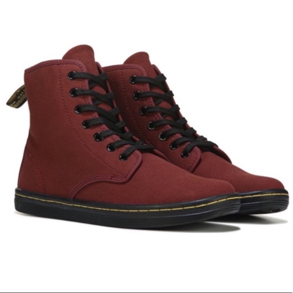 ❌SOLD❌DR. MARTENS shoreditch cherry boots